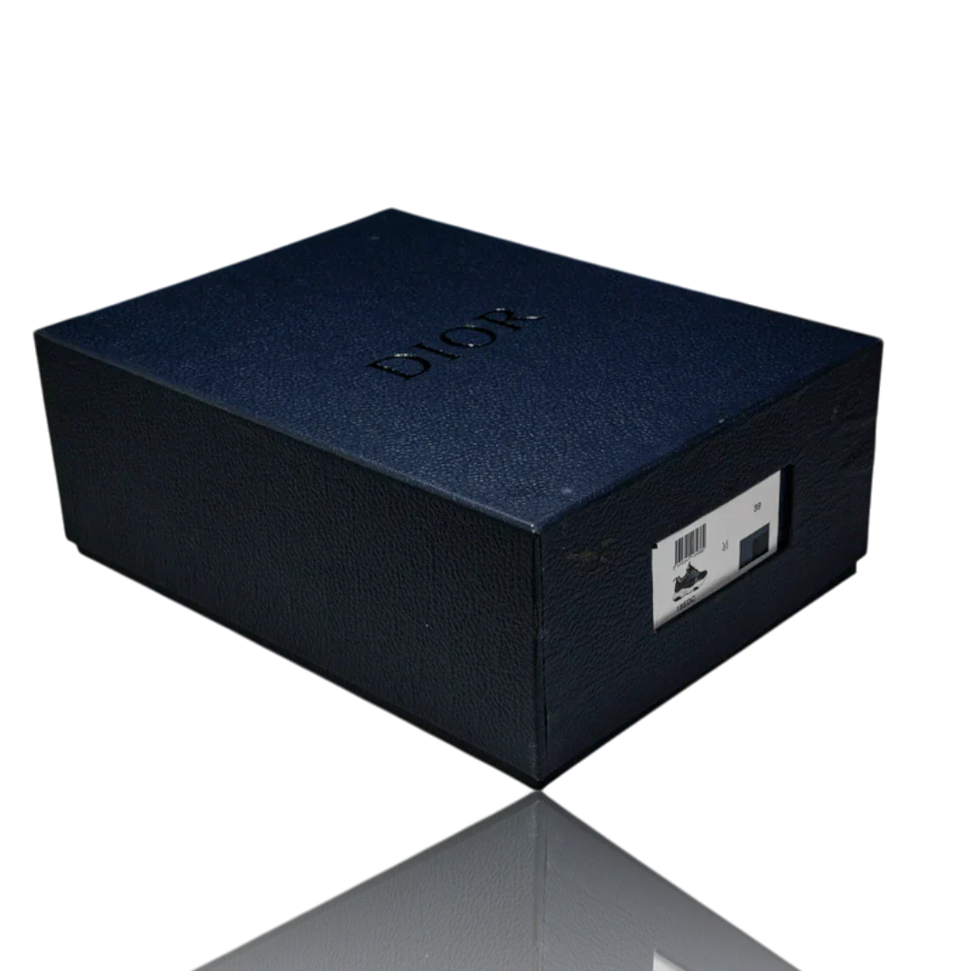 B22 'Black'