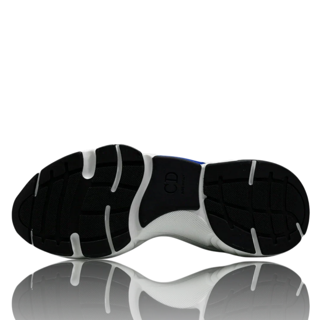 B22 'White Blue'
