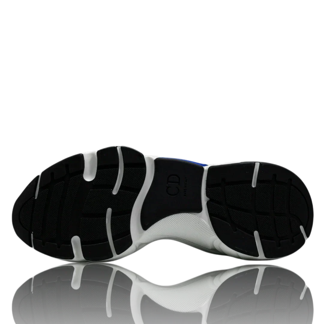 B22 'White Blue'