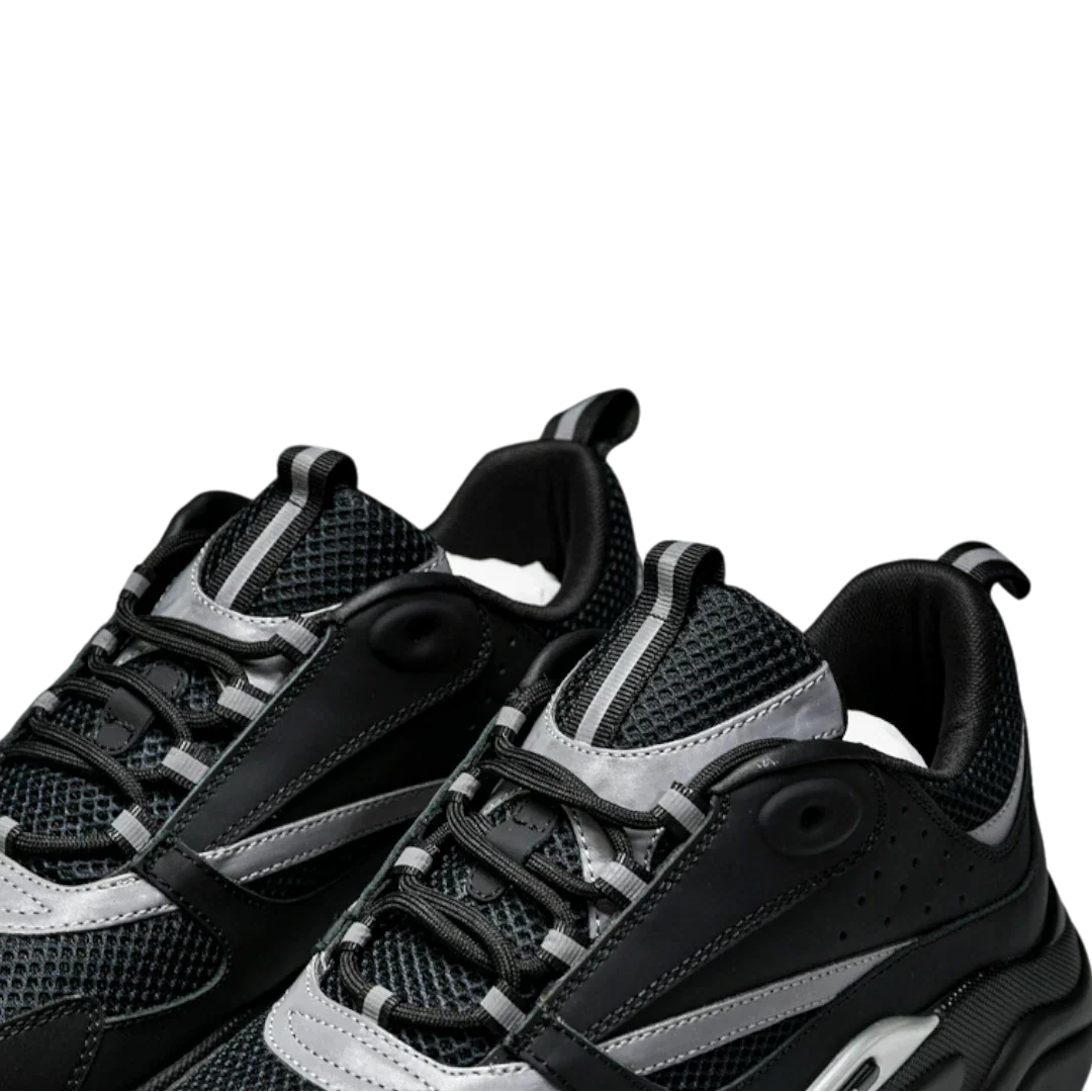 B22 'Black Silver'