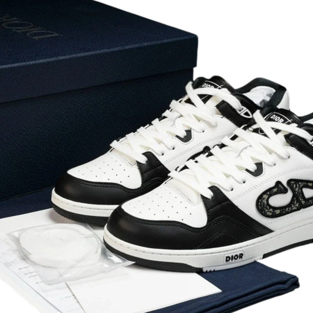 B57 Mid 'Oblique Black'