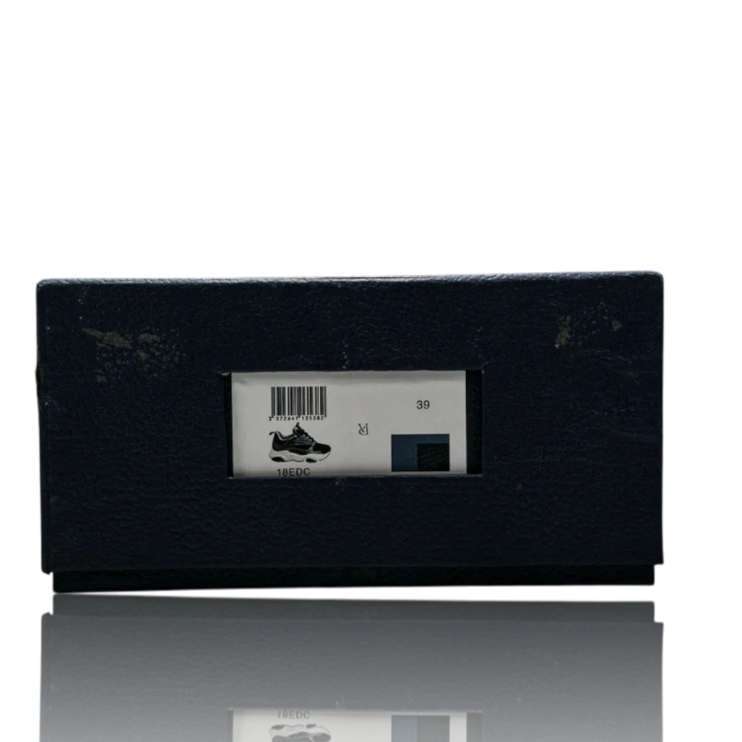 B22 'Black'