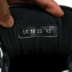 B57 Mid 'Oblique Black'